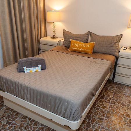 Compact Haven With Private Entrance And Free Parking And Laundry Διαμέρισμα Ponce Εξωτερικό φωτογραφία