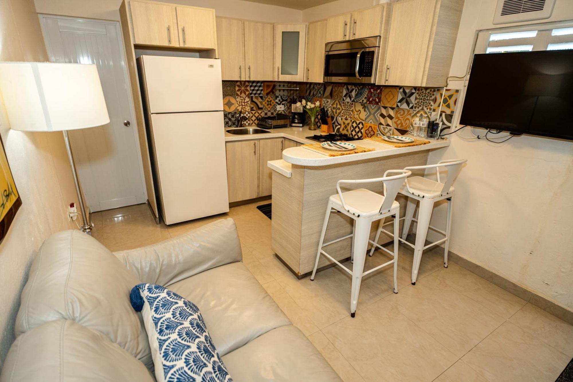 Compact Haven With Private Entrance And Free Parking And Laundry Διαμέρισμα Ponce Εξωτερικό φωτογραφία